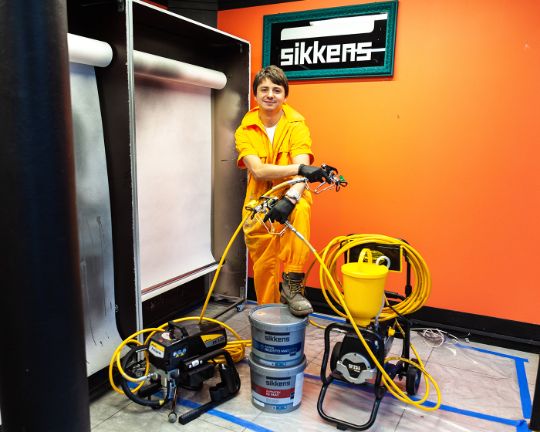 тестирование красок с краскопультом Вагнер